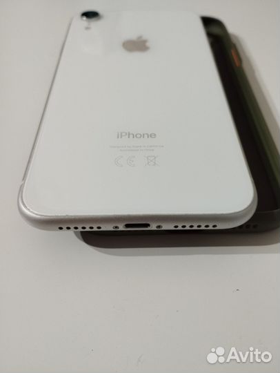 iPhone Xr, 64 ГБ