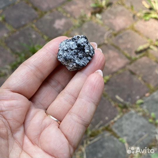 Красивый камень