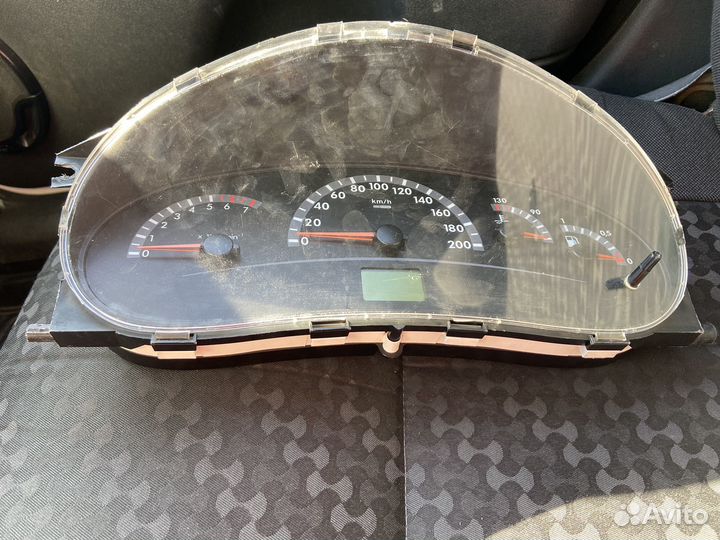 Щиток приборов калина
