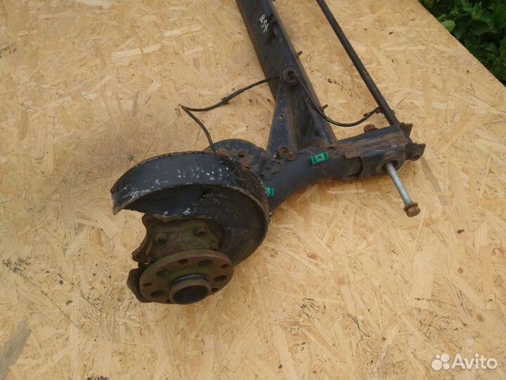 Задняя балка на Фольксваген Пассат В5+