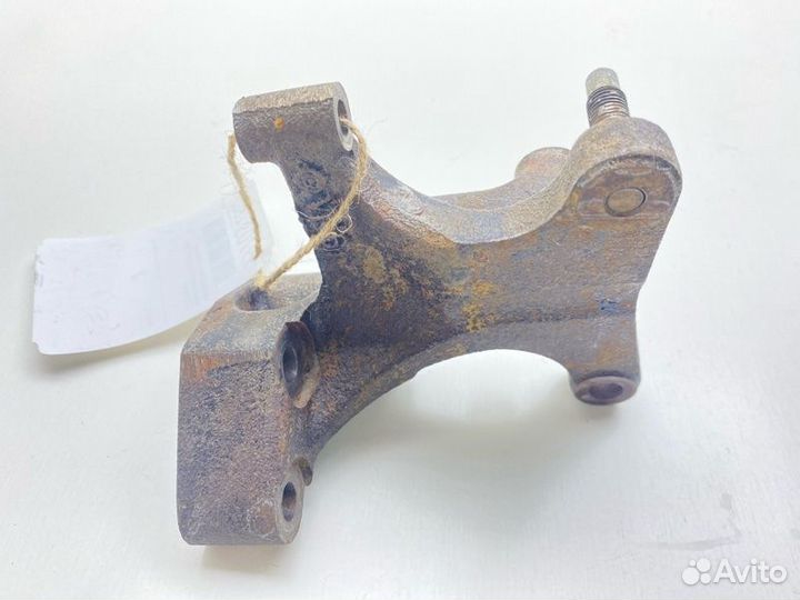 Кронштейн опоры двигателя Nissan Sunny FB15 QG15DE