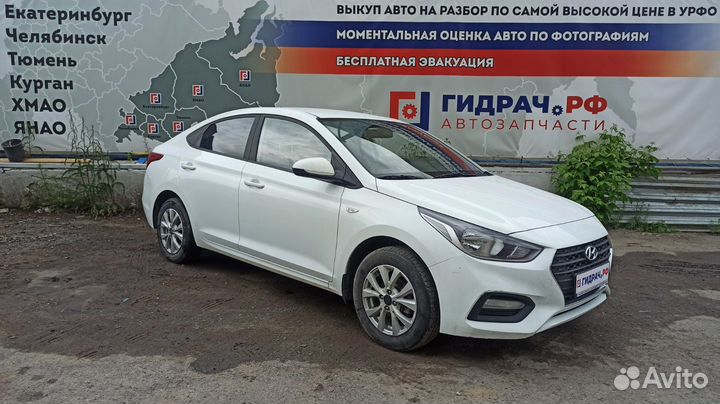 Ремень безопасности задний правый Hyundai Solaris 2 89820-H5000-TRY