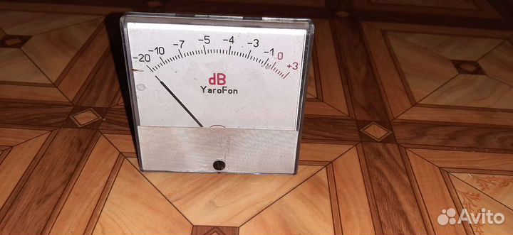 Стрелочные индикаторы уровня сигнала