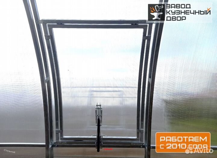 Теплица с монтажом из поликарбоната