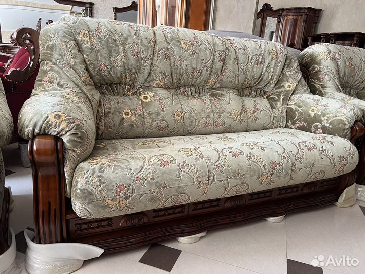Диван и 2 кресла Румыния