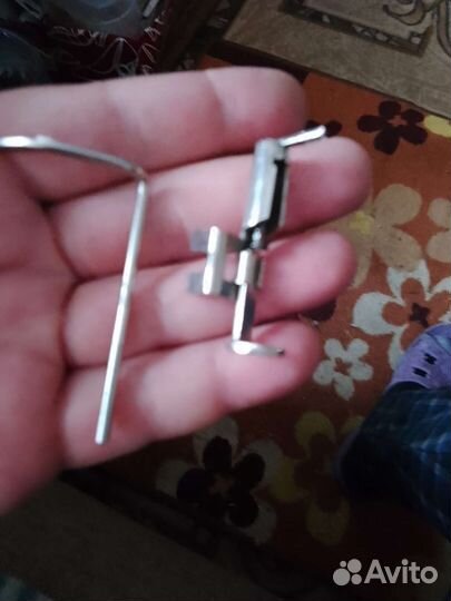 Лапки и челнок для швейной машины