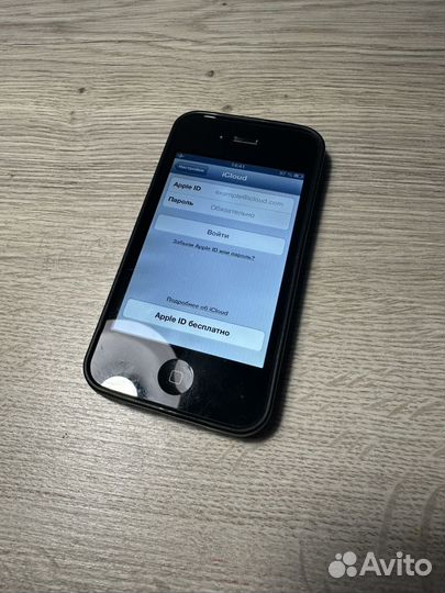 iPhone 4S, 16 ГБ