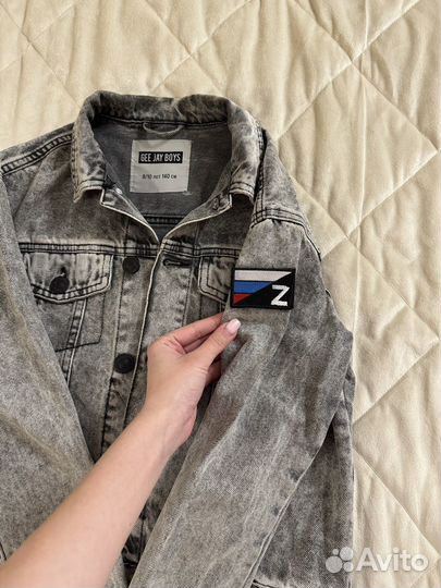 Джинсовая куртка на мальчика