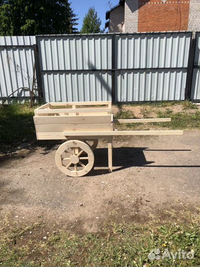 Телега декоративная