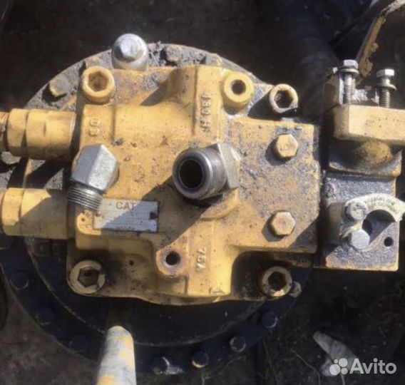 Редуктор поворота caterpillar 330DL