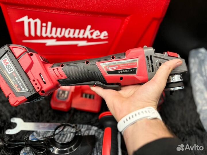 Аккумуляторная болгарка ушм Milwaukee 18В