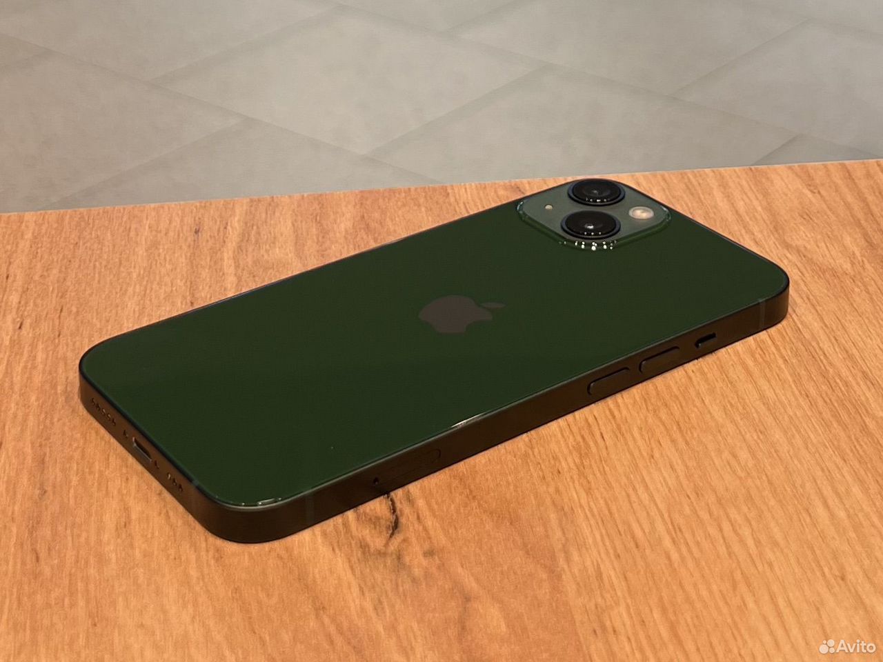 iPhone 13, 256 ГБ, SIM + eSIM