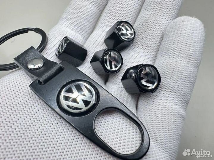 Колпачки на ниппель 4 шт с брелоком Volkswagen