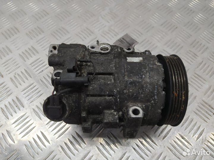 Компрессор кондиционера Mercedes Vaneo 2004