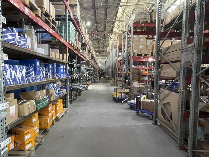 Склад, 5500 м²