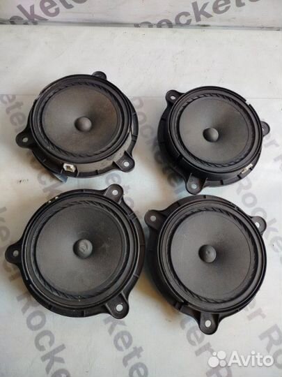 Динамик двери Nissan Fuga 2006