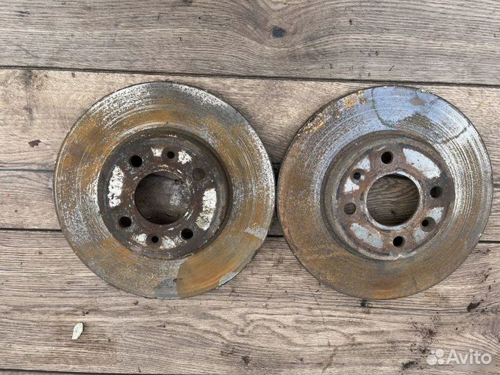 Тормозной диск передний Renault Laguna 2.0