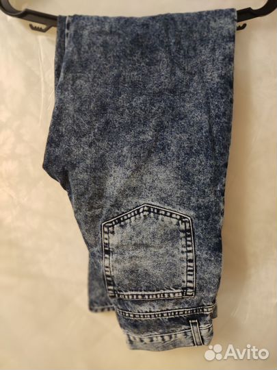 Джинсы 