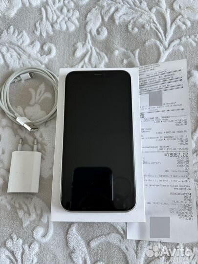iPhone 11, 256 ГБ