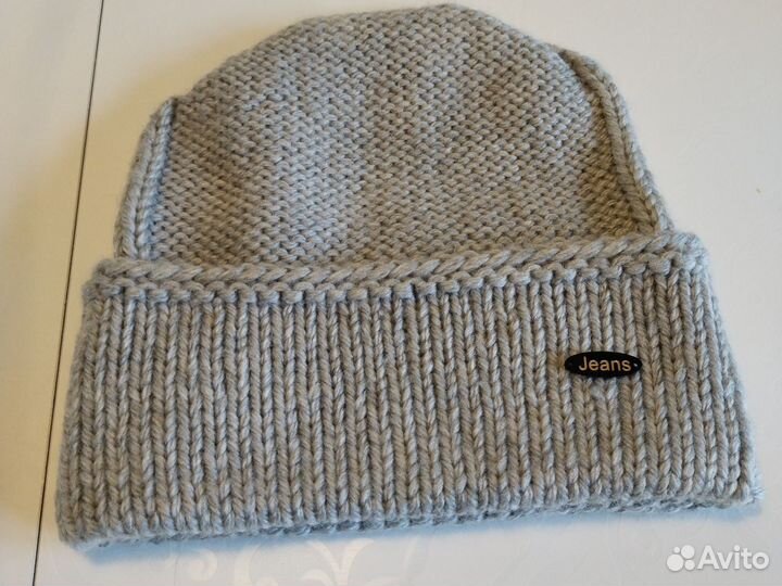 Шапка молодежная. Ручная работа
