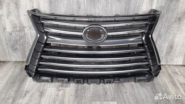 Решетка радиатора №35 lexus LX 3 2018