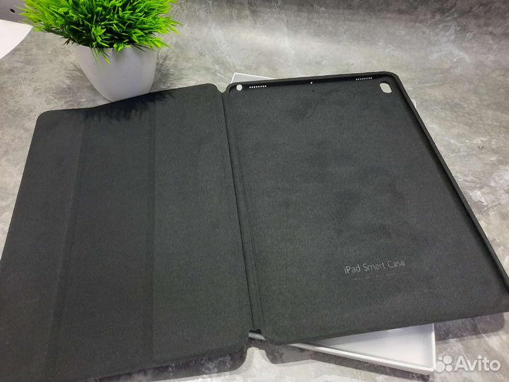 Чехол на iPad