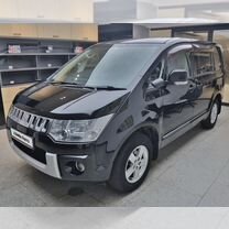 Mitsubishi Delica D5 2.0 CVT, 2012, 177 000 км, с пробегом, цена 1 750 000 руб.