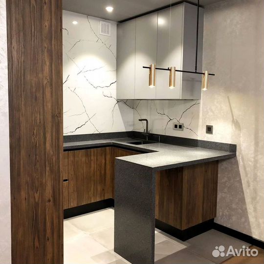 Кухня в потолок на заказ