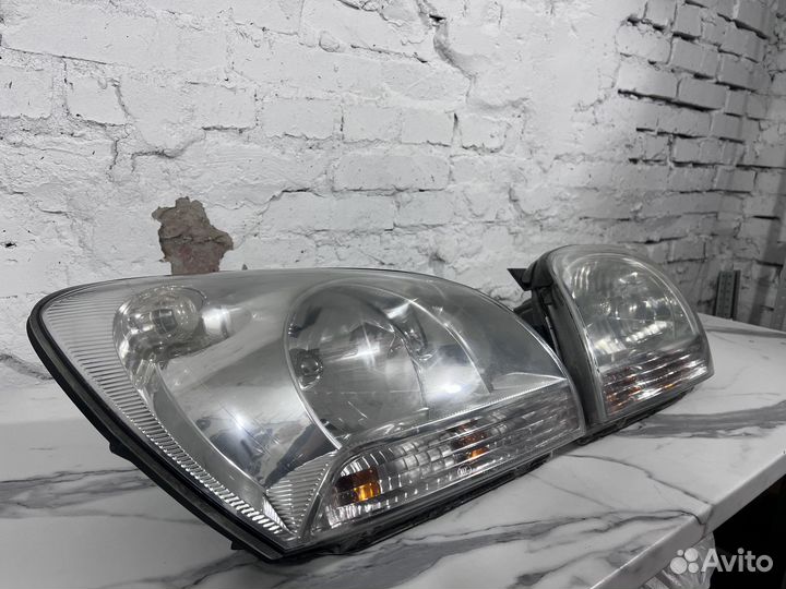 Фары на Kia Sportage 2