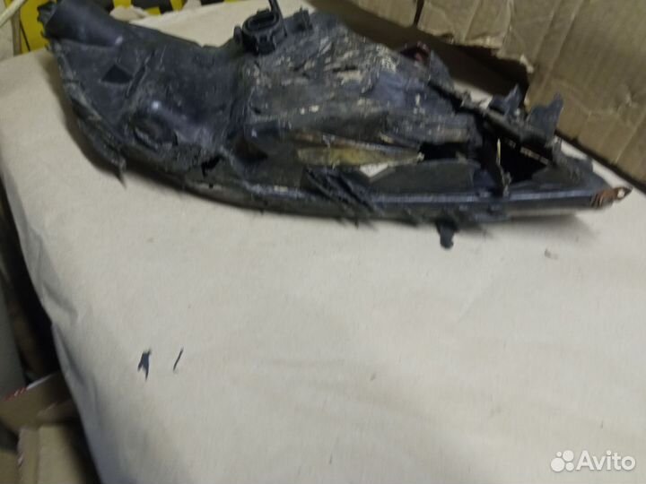 Фара противотуманная левая Opel Astra J