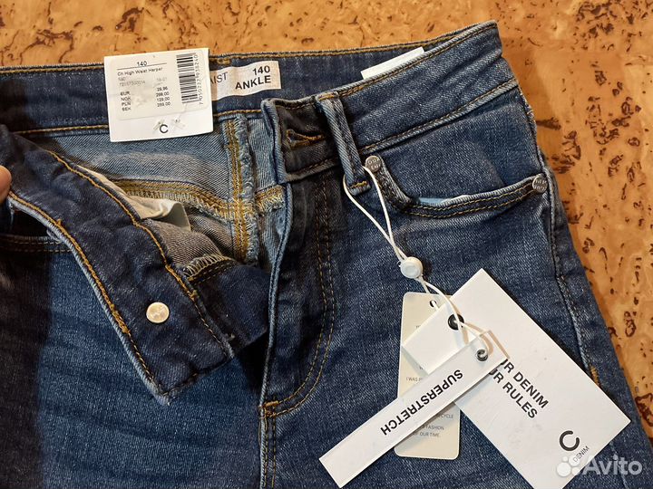 Джинсы для девочки