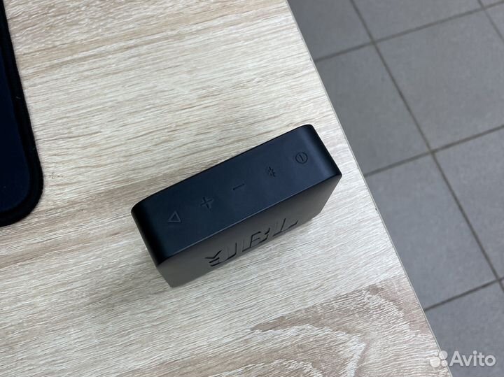 Портативная колонка JBL GO