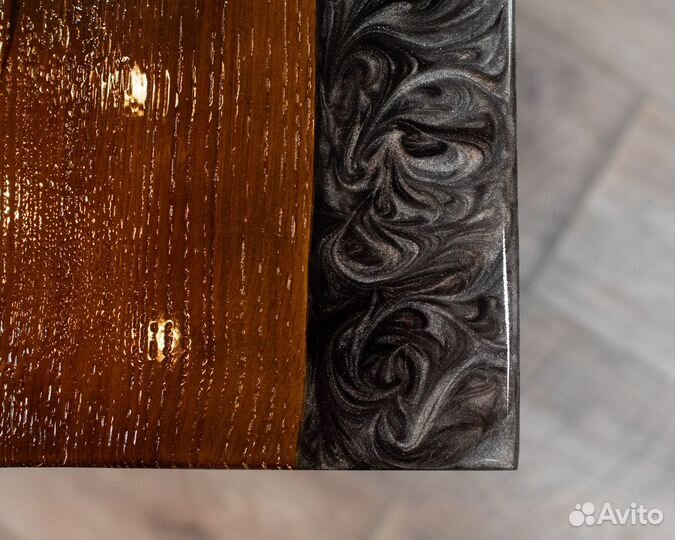 Стол из массива Дуба