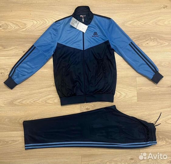 Спортивный костюм мужской новый