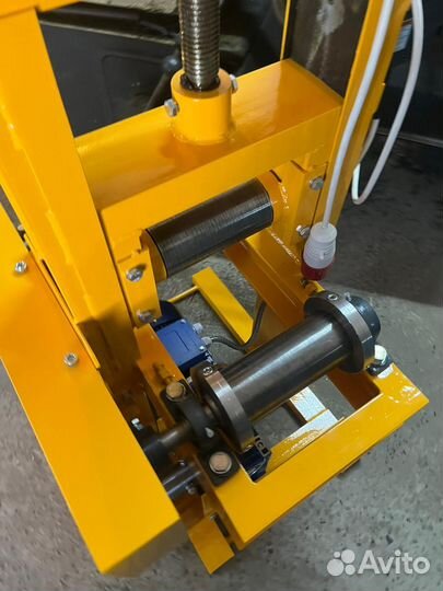 Трубогиб (профилегиб, станок прокатный) нд1 Влк02