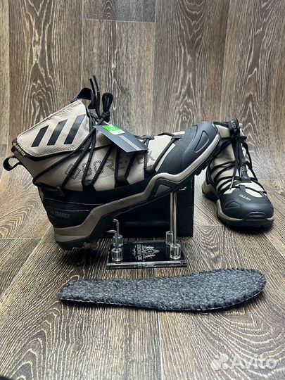 New Кроссовки зимние натуральные мужские Adidas