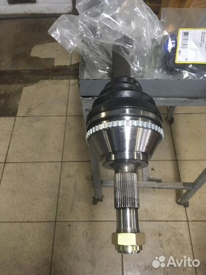 Вал приводной