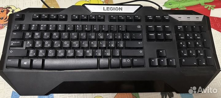 Игровая клавиатура Lenovo Legion k200