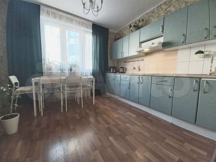 3-к. квартира, 80,1 м², 9/17 эт.