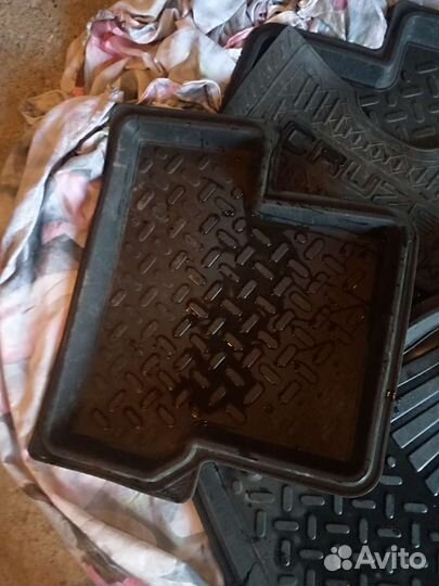 Резиновые коврики для chevrolet