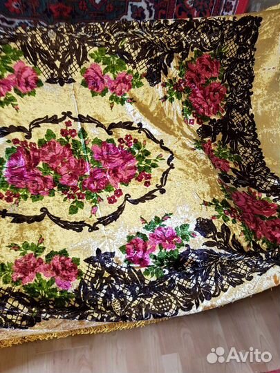 Бархатная скатерть