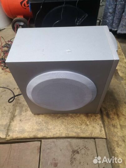 Усилитель 5.1 Hyundai с dvd плеером