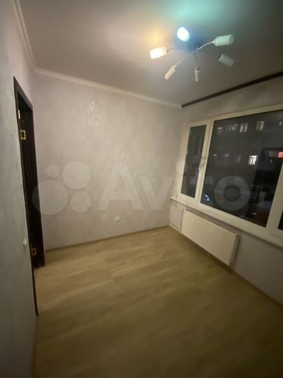 3-к. квартира, 42,6 м², 1/4 эт.