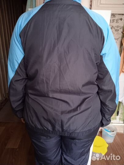 Спортивный костюм женский