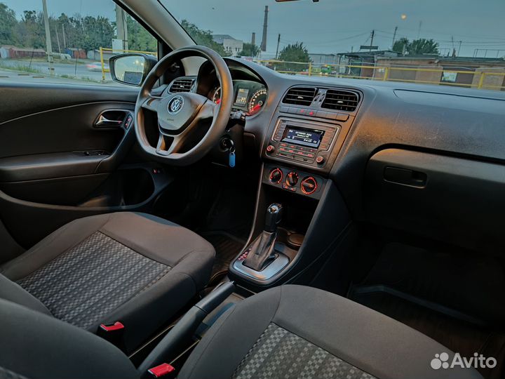 Volkswagen Polo 1.6 AT, 2019, 297 532 км