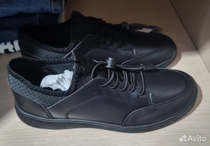 Новые Школьные туфли 35,36 размер