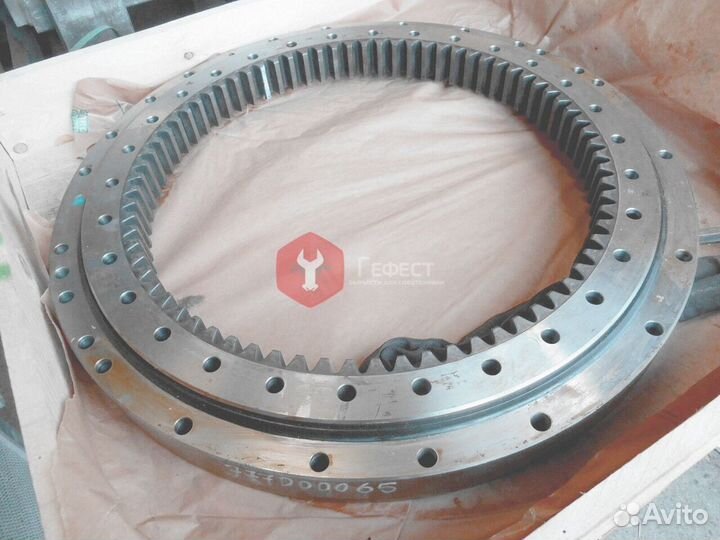 Опорно-поворотный круг Volvo EW130 SA1055-01461