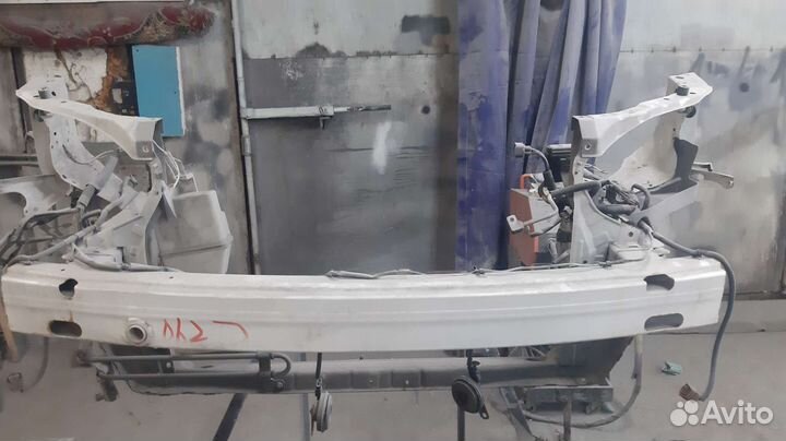 Телевизор с усилителем бампера