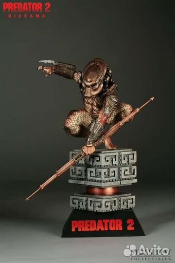 Predator 2 statue Sideshow
