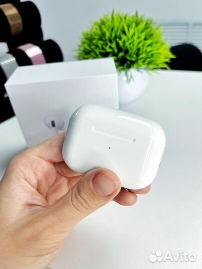 AirPods Pro + кольцевая лампа в подарок